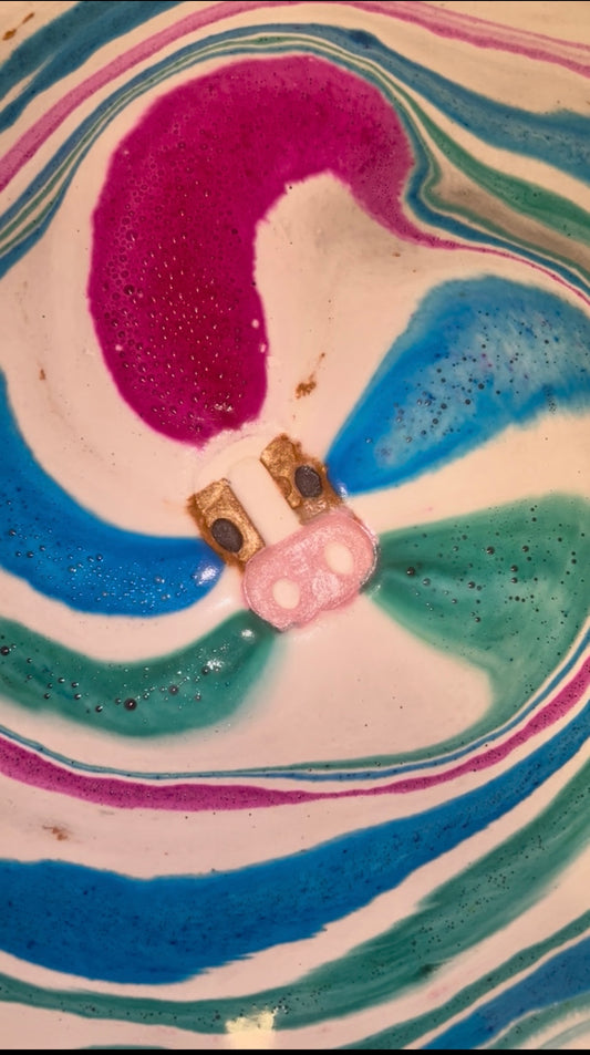 MooMoo bath bomb